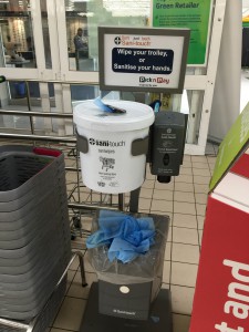 Praktisch und nützlich: Desinfektionstücher im Supermarkt 