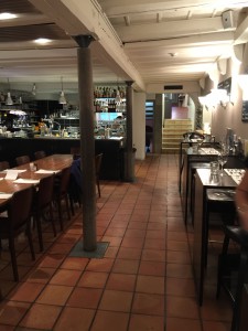 Der eher rustikale untere Teil des Restaurants.